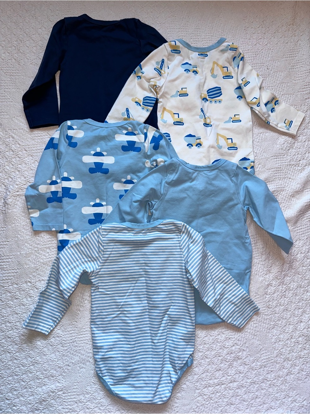 Monica + Andy Organic Cotton 9-12 months onesies - Picture 5 of 5